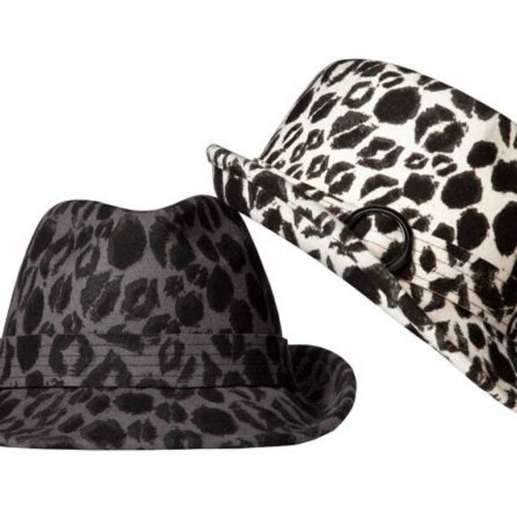 Kirna Zabête 100% Wool Fedora in Black/Gray Kiss Print - Picture 7 of 7